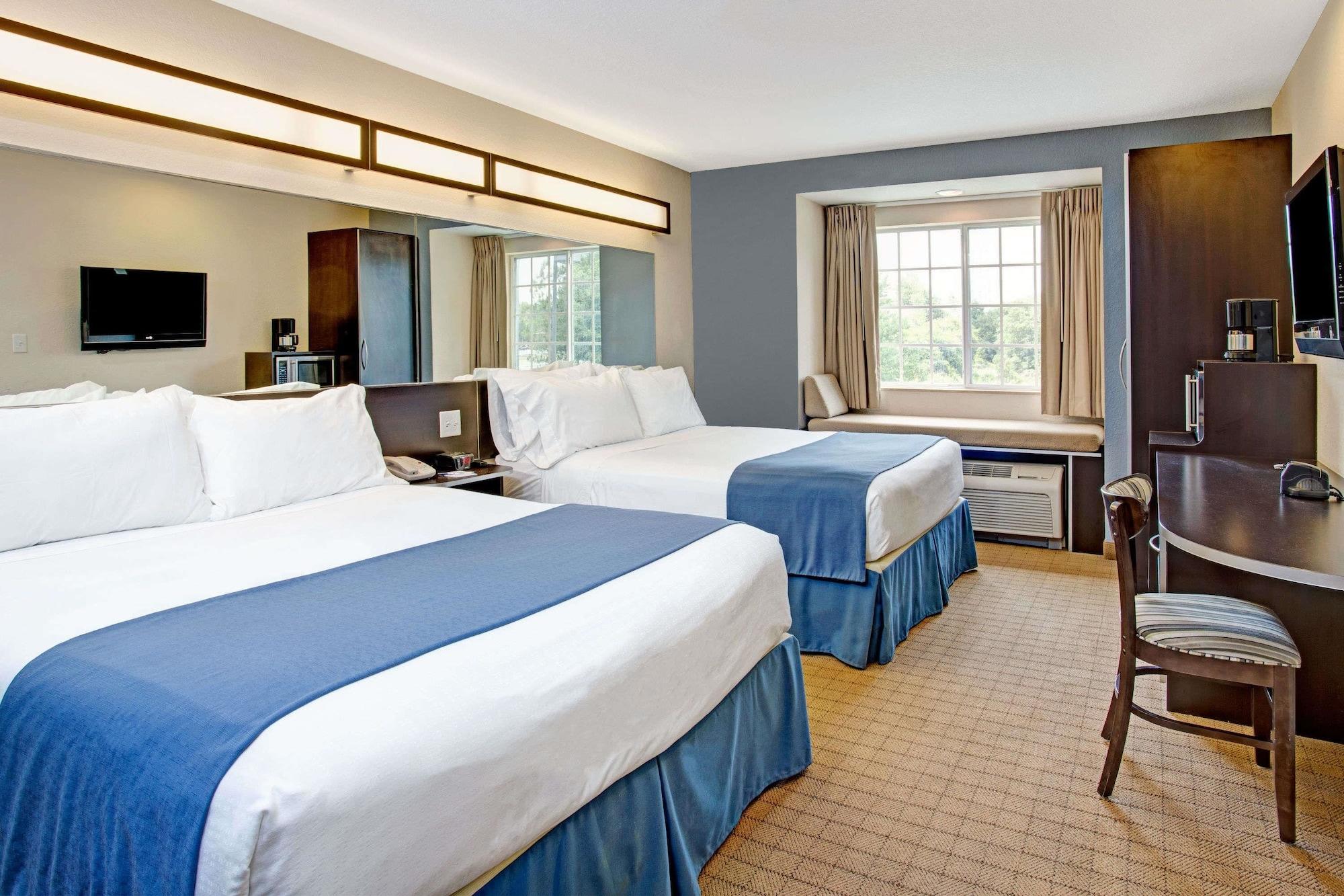 Microtel Inn & Suites By Wyndham Brooksville Ridge Manor Kültér fotó